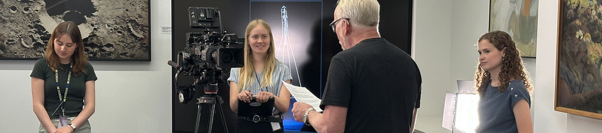 Elizabeth Kollmar films at the Smithsonian.